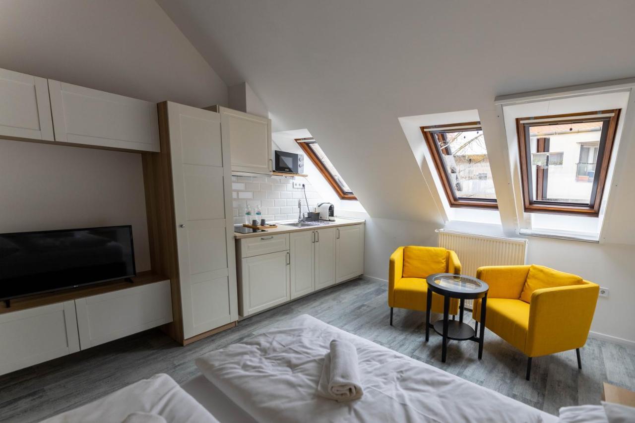 Roomstore Studio Apartments Eger Eksteriør billede