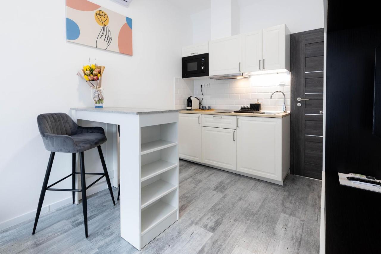 Roomstore Studio Apartments Eger Eksteriør billede